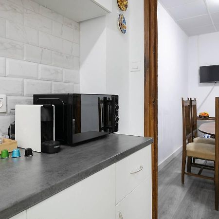 Oasis Contemporaneo En El Corazon De アリカンテ エクステリア 写真